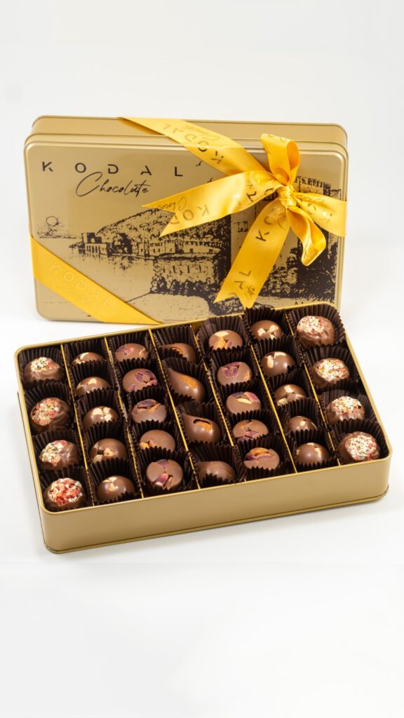 Kodal Kızıl kule Kutu